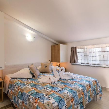 Apartments Korina Kanfanar Bagian luar foto