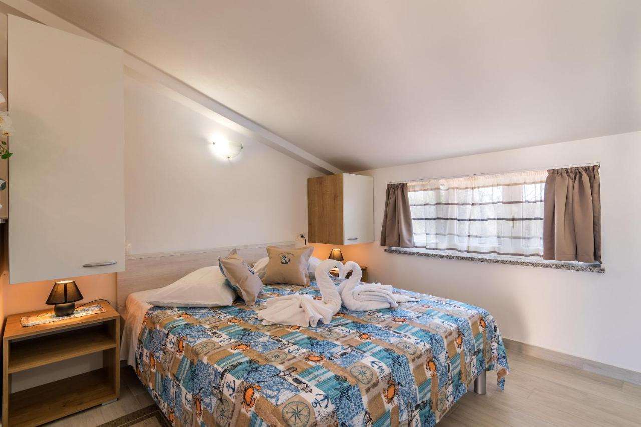 Apartments Korina Kanfanar Bagian luar foto
